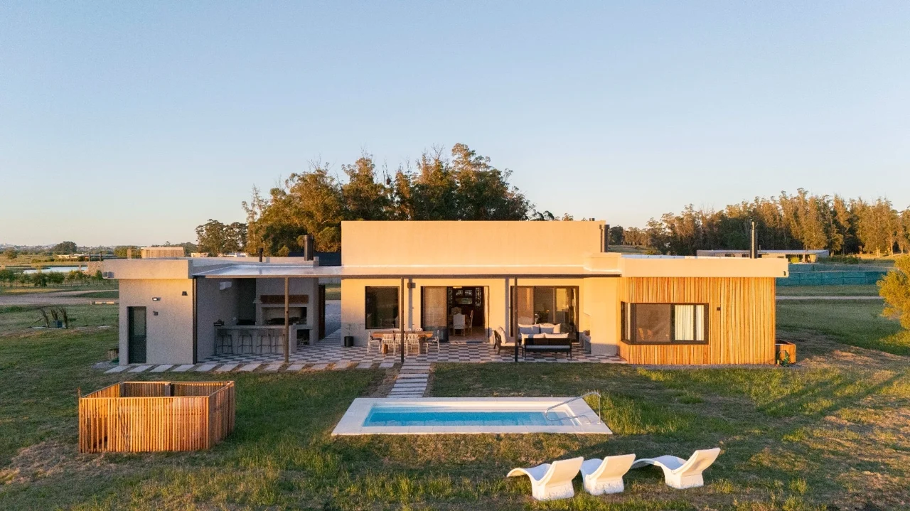 Casa Moreno “El Quijote”, La Barra